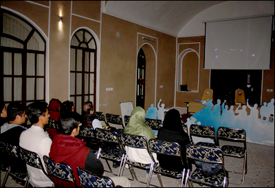 اولین نشست پخش فیلم تئاتر در حوزه هنری یزد برگزار شد