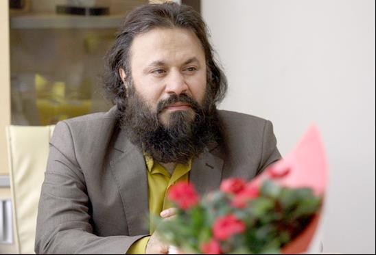 در سال جدید توجه حمایتی بیشتری به تئاتر معطوف شود