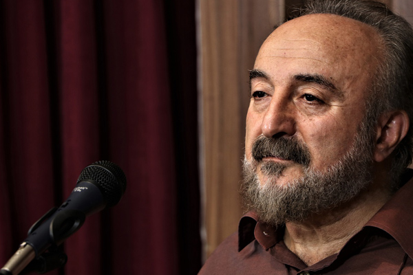 ما با هنر، فرهنگ و دین سطحی برخورد می‌کنیم